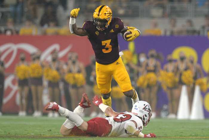 Arizona State running back Rachaad White (3) carries the ball against Southern Utah.